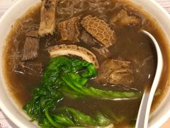 至尊牛三宝鱼蛋汤粉-添饭茶餐厅(天悦龙庭店)