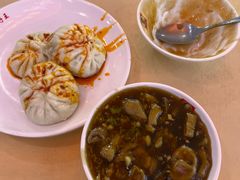 -陈寔包子王·卤煮小肠·京味小吃(龙潭店)