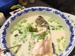 -南京金牛湖巨碗鱼头