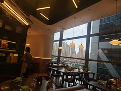 -潮界(LU·ONE凯德晶萃广场店)