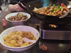 -富正毅三下锅·湘西韵味(天门山索道店)