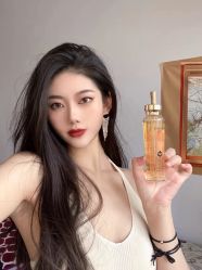 -凡碧诗毛孔清洁收细