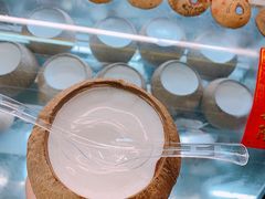 -椰爺爺·椰子冻砵仔糕