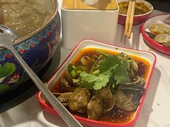 -毛辣果·贵州红酸汤牛肉火锅(西单店)