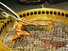 -铭牛烧肉·和牛海鲜自助(高新月牙湖店)