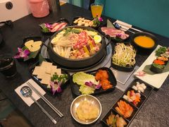 -烤路里·韩国品质自助烤肉(石路天虹4号店)