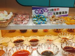 -名都晓荷塘主题火锅(春光路店)