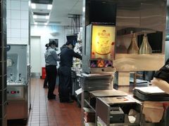 -麦当劳(中山公园龙之梦店)