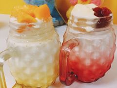 -志龙皇冠吃货椰子铺