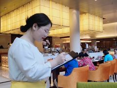 -东西风牛排馆周末烧烤自助(首都机场希尔顿店)