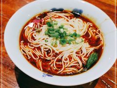 -兵哥豌豆面(雅颂居店)