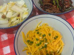 -荆九爷爆炒桥头三嫩(云南北路店)