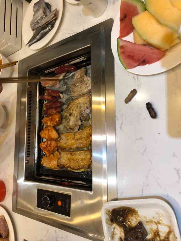 焱夫子海鲜涮锅烤肉自助(银泰城店)-"在这个价位的烤肉自助餐是非常不