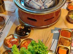 -闻老头·菊花炭烤肉(D11店)