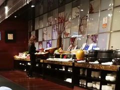 自助取餐区-聚春园自助餐厅(东街口店)