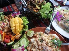 -Tikky Cafe