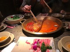 -小龙坎火锅(湖滨银泰in77店)