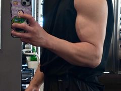 -OXYGYM奥美氧舱运动中心(丽都水岸店)