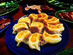 三鲜锅贴-君悦酒店·1881·北京烤鸭