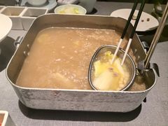 -左庭右院鲜牛肉火锅黑金店(陆家嘴中心店)