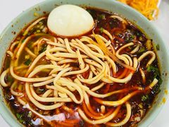 -而力蓬灰牛肉面(西津西路店)