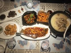 菠萝莲香松鼠鱼-蝴蝶汇音乐酒馆(罗湖店)