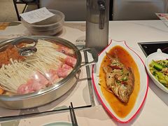 -黄记煌三汁焖锅(新佳丽江汉路店)