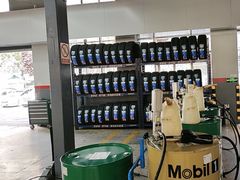 -哈贝卡汽车服务连锁(高新二路店)