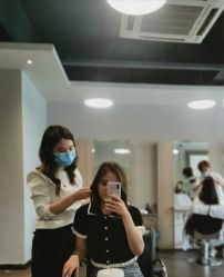-苑苑发型设计