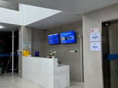 -沈坚强游泳俱乐部(武宁南路店)