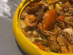 -多嘴超级肉蟹煲(蕾莎店)