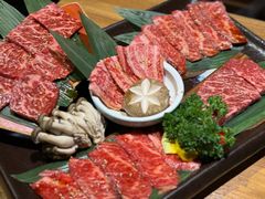 -炼火烤肉店