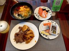 -广州万富希尔顿酒店·感趣自助餐厅·金秋蟹宴生蚝海鲜刺身