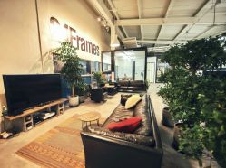 -FAIRY婚礼跟拍工作室