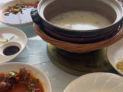 -天乐农家鱼头王(天目湖店)