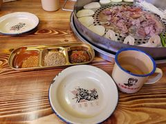 -陈叉子钢盆烤肉(中原万达店)