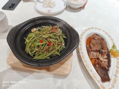 -骏阁·全驴宴