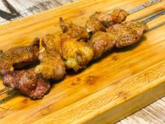 -歹歹的加个面过油肉拌面