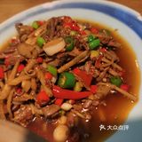 本地饭馆，食材味道硬才站得住