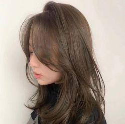 -蘑菇发型