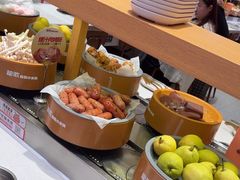 -龍歌自助小火锅(市南金茂湾店)