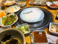 -唯成•韩国炭火烤肉 유성고기