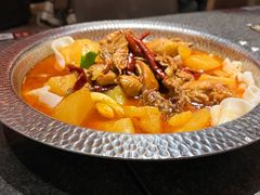 沙湾原始大盘鸡-丝路金桃·新疆菜(徐汇店)