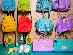 -燕莎奥特莱斯购物中心