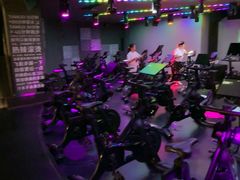 -TANGO LIVEHOUSE动感单车(巴黎春天店)