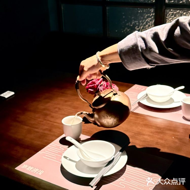 厦门｜中式暗调东方美学餐厅🌋