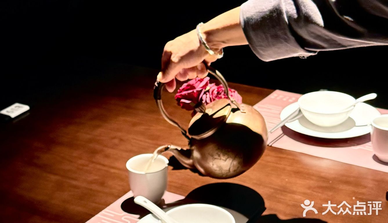 厦门|中式暗调东方美学餐厅🌋