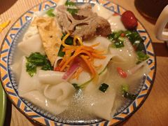 -耶里夏丽·丝路国际·新疆餐厅(浦东区东方路店)
