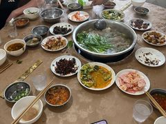 -黑竹沟新场牛肉火锅