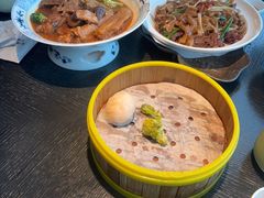 -蝴蝶里·粤菜·点心(滨江龙湖店)